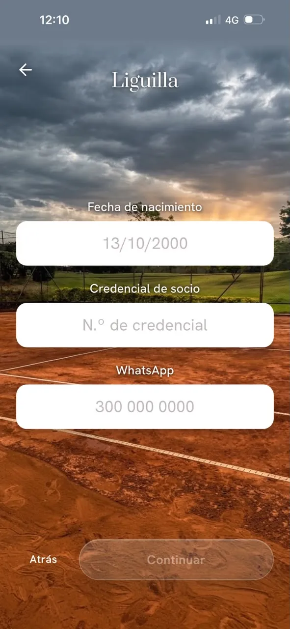 Fecha de nacimiento y WhatsApp